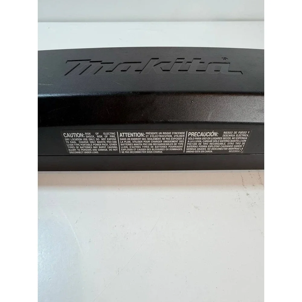 Makita DC4001 40V Max XGT Battery Charger‎
